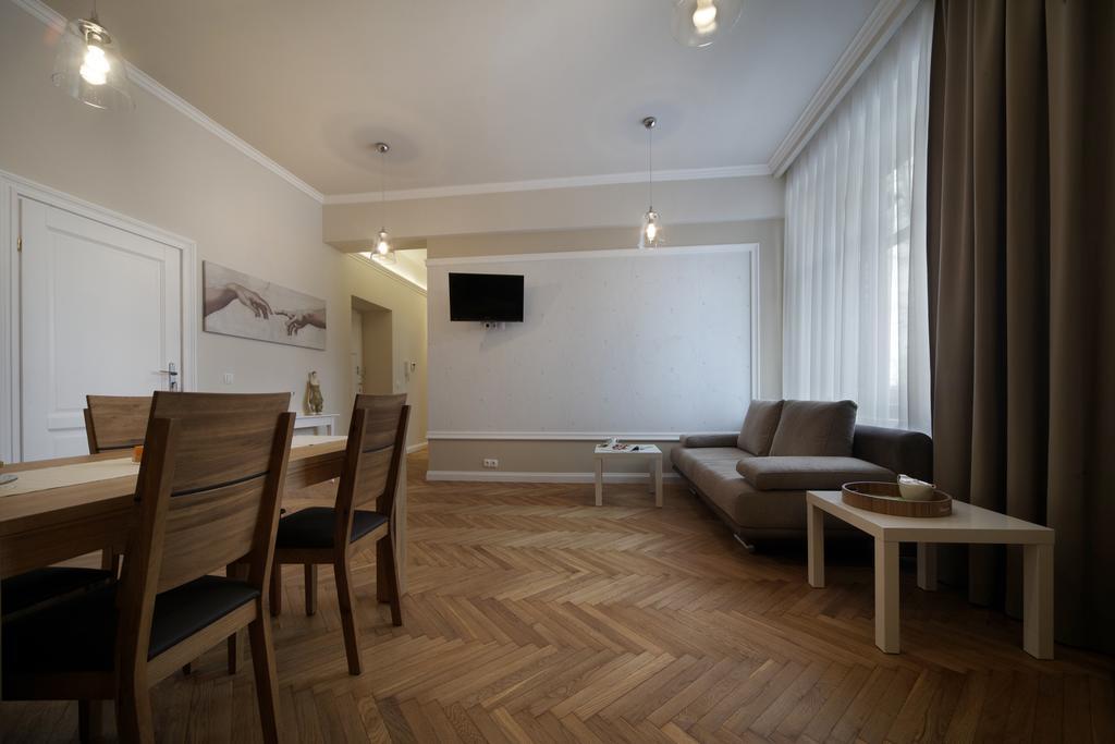 Moko Apartments Krakau Buitenkant foto